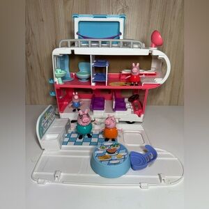 PEPPA PIG Adventures Family Motorhome RV Camper Cartoon Playhouse
